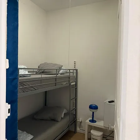 Rostelbem Hostal *