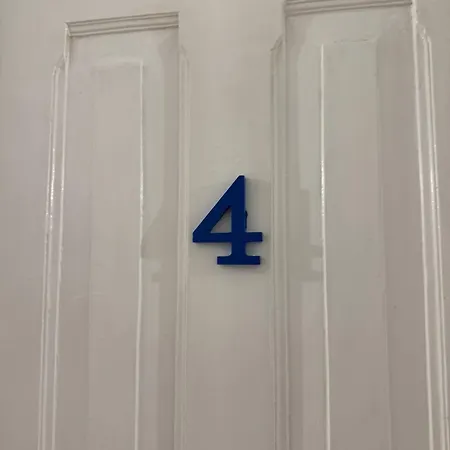 Rostelbem Hostel Lisbon