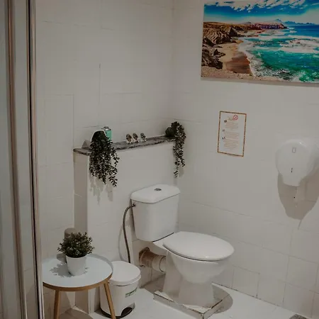 Hostel Rostelbem *